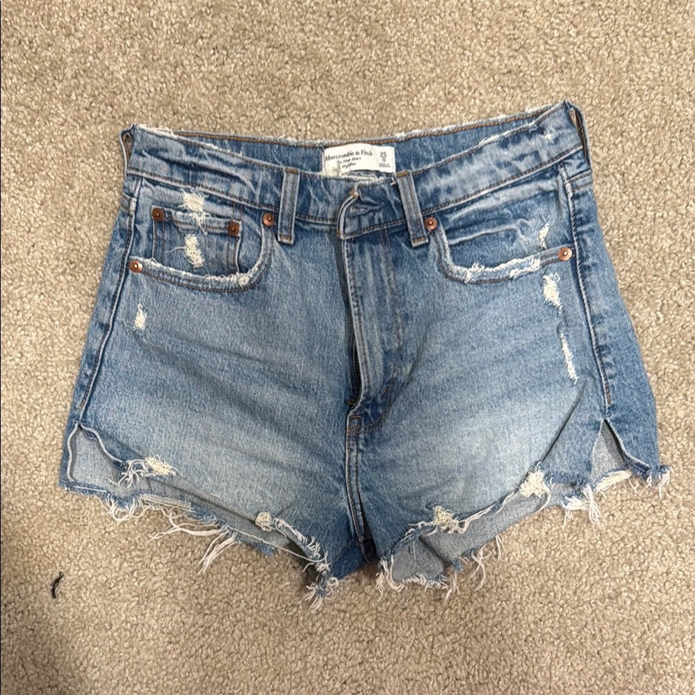 High rise mom short